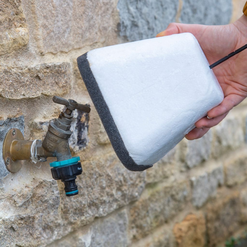 FloPro Outside Tap Cover 5024160820266